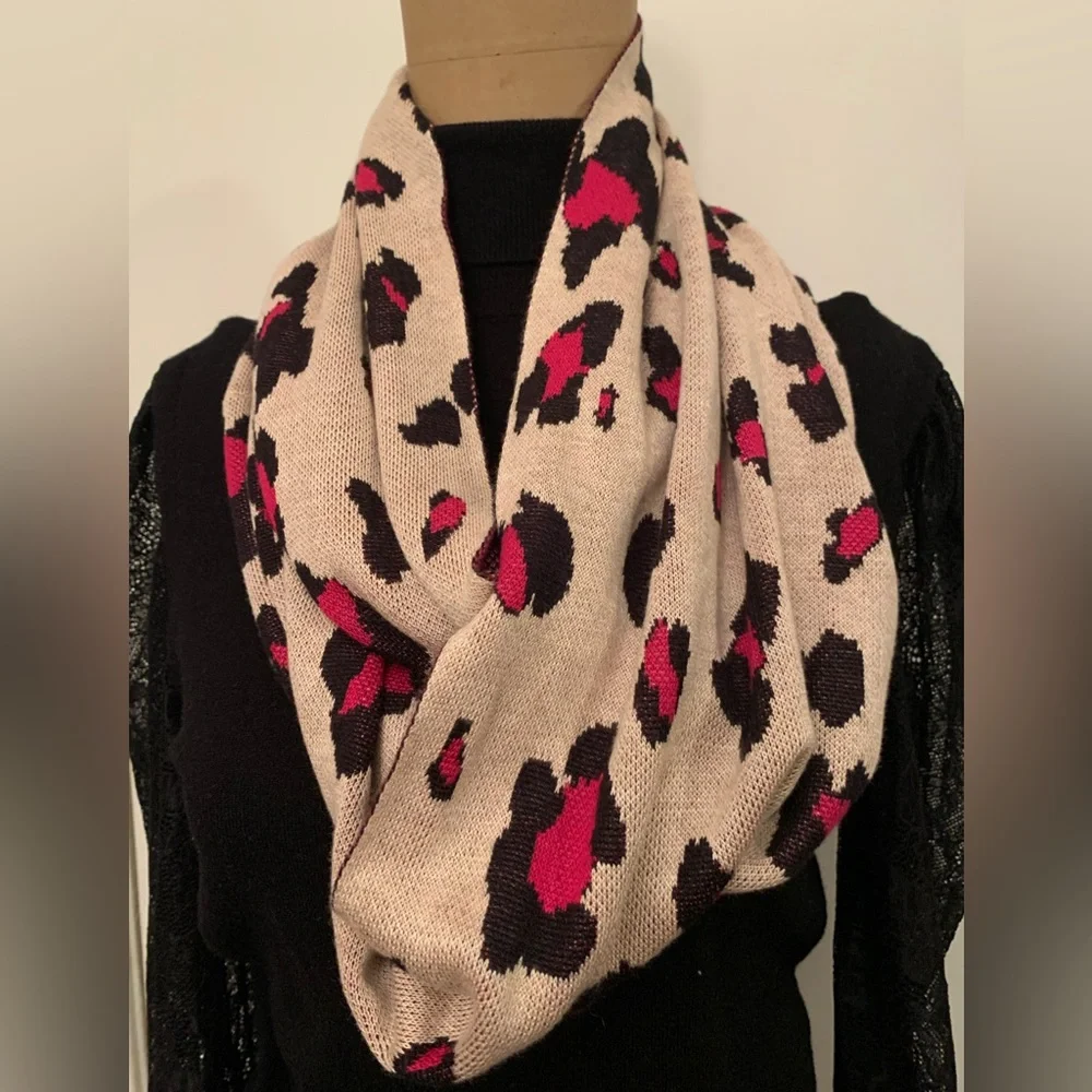 New Chicos Animal  Print Infinity knit Scarf